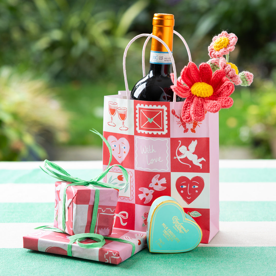 Love Icons Paper Gift Bags | Wedding Decor |