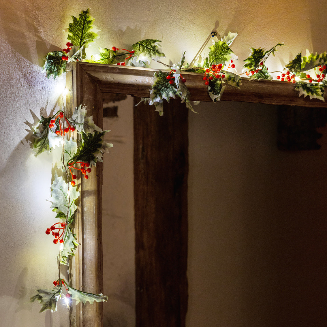 Holly Christmas LED String Lights - 2.2m