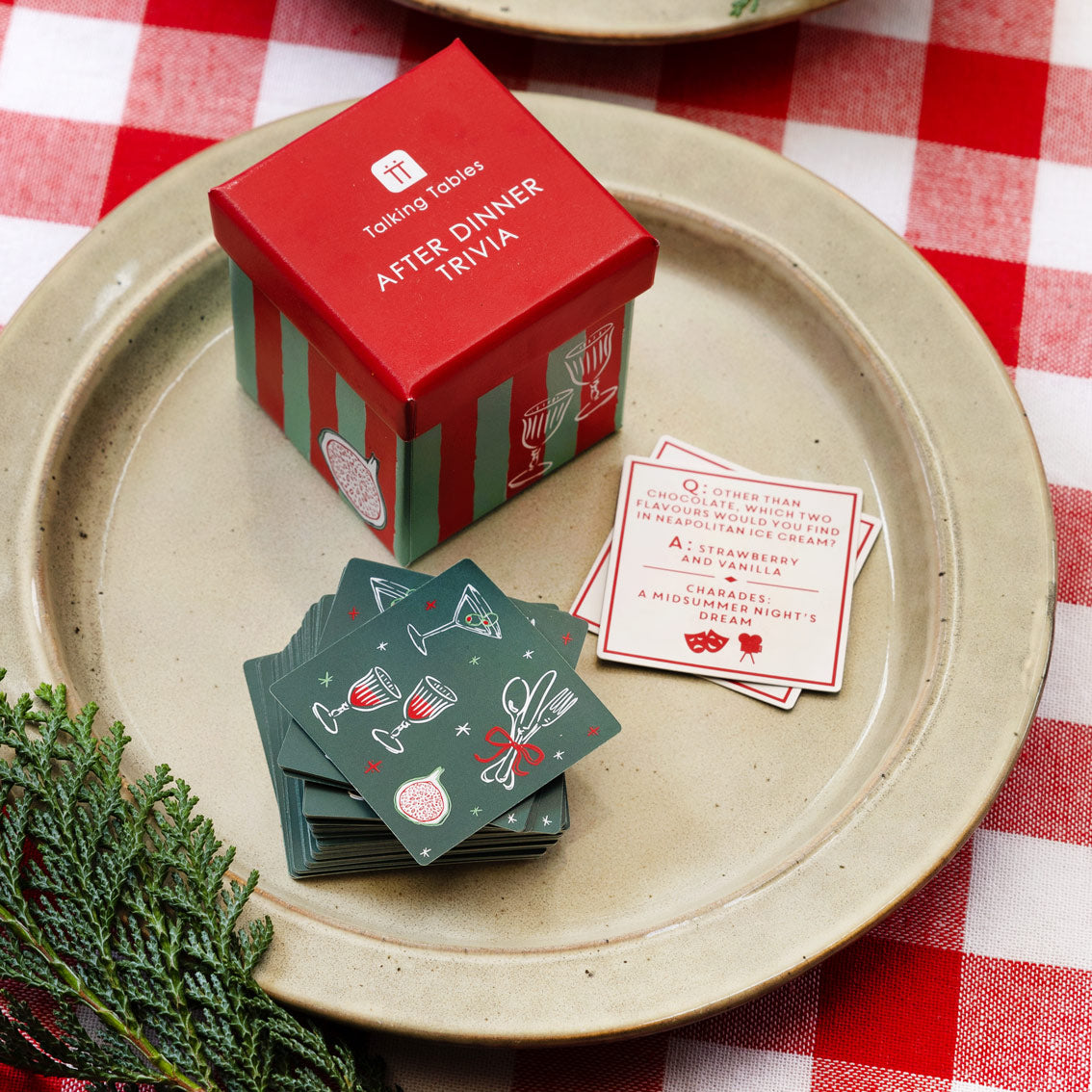 Christmas Trivia - 12 Unit Display | Christmas Games |
