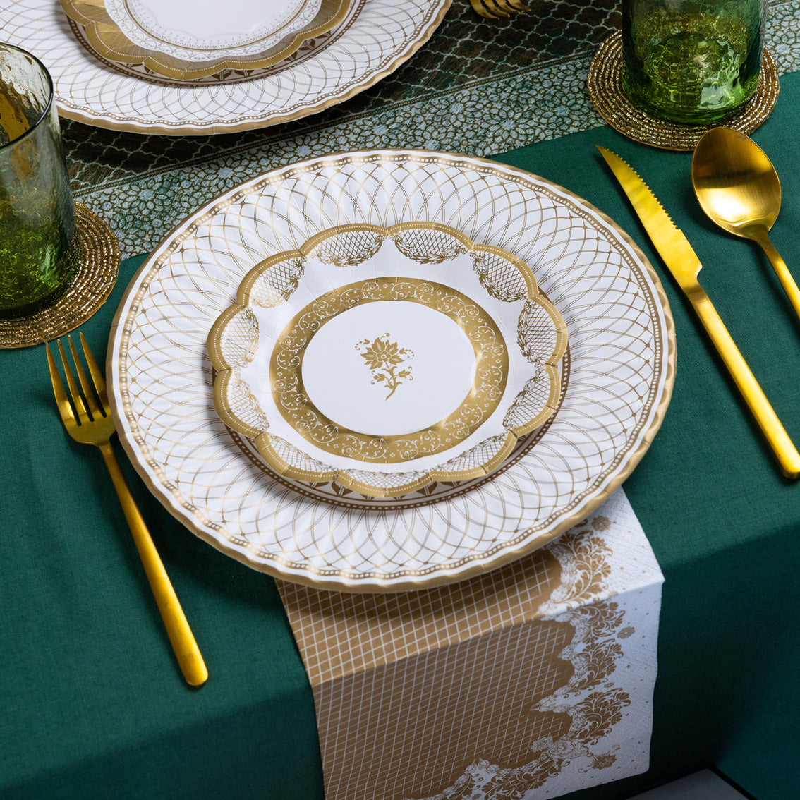 Gold Paper Napkins - 20 Pack | Christmas Decor |